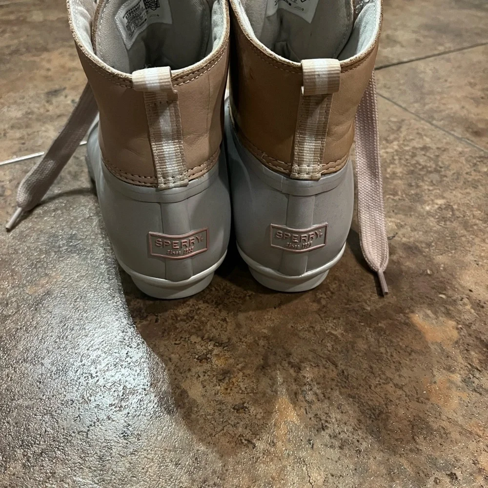Sperry Women’s‎ Saltwater 2 Nubuck Duck Rain Winter Boots Size 10